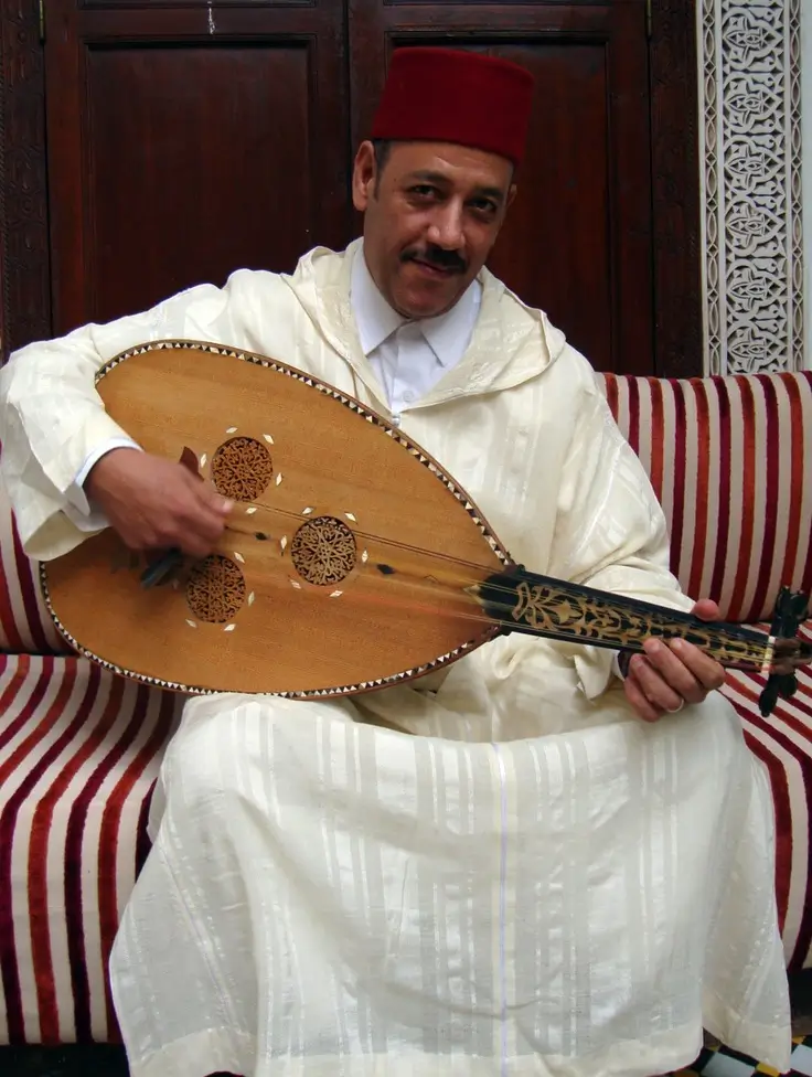Oud moroccan instrument